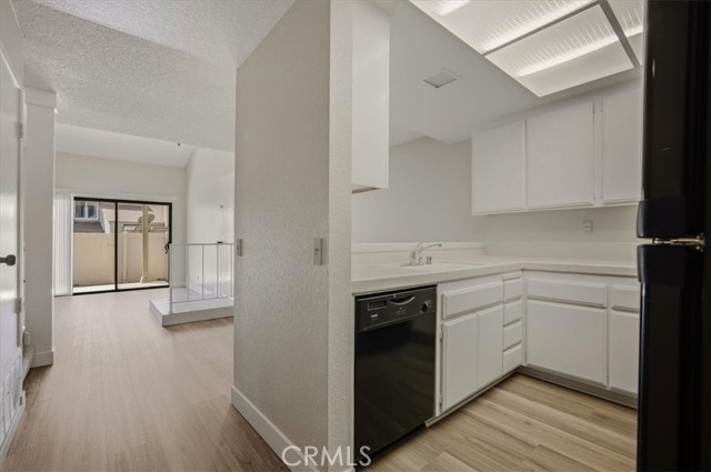 Detail Gallery Image 14 of 43 For 1031 S Palmetto #Q2,  Ontario,  CA 91762 - 2 Beds | 2/1 Baths
