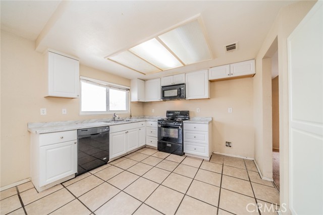 Detail Gallery Image 17 of 46 For 1541 Caron Ct, Perris,  CA 92571 - 4 Beds | 3 Baths