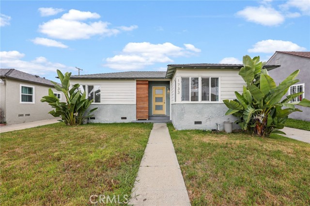 Front Image Thumbnail for CRDW26087900