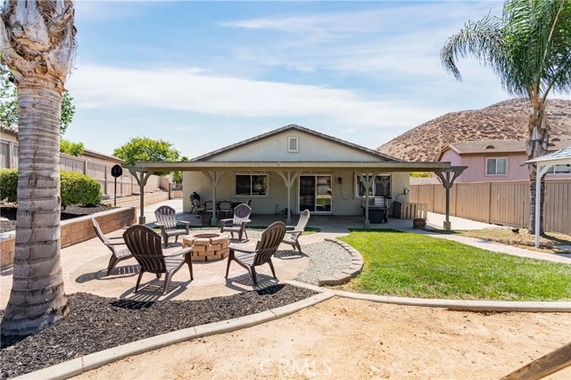 23470 Badger Creek Lane, Menifee CA: https://media.crmls.org/medias/7d366b69-6f39-43bc-ae16-b94e096e908d.jpg