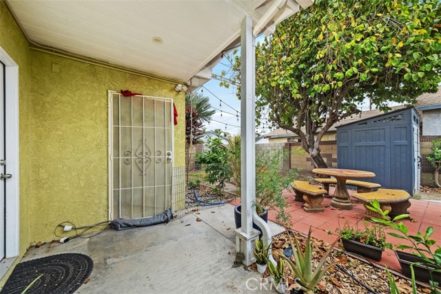 12343 Rives Avenue, Downey CA: https://media.crmls.org/medias/7d3698a7-9398-4aba-85dd-ce5b7db13236.jpg