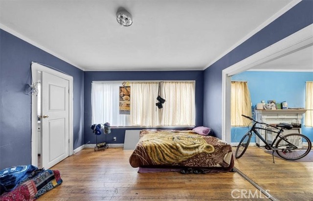 1236 W Martin Luther King Jr., Los Angeles CA: https://media.crmls.org/medias/7d36c185-5fac-48ce-9c1e-4acedf123678.jpg