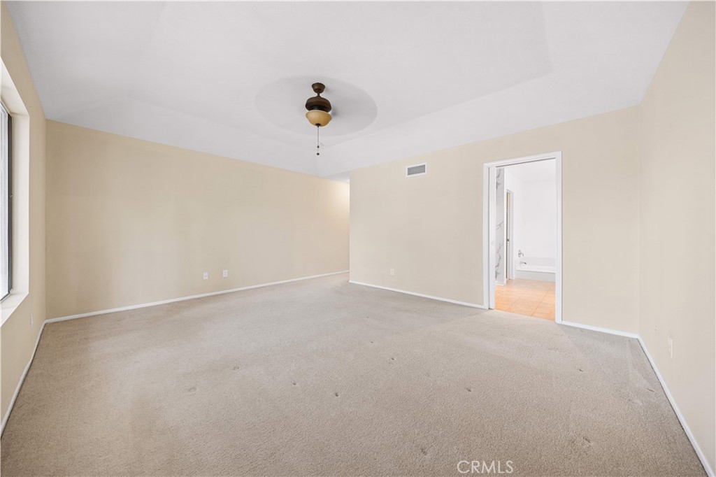 https://media.crmls.org/medias/7d36cb66-87e4-40df-b85a-b0d4ea8e4029.jpg?preset=X-Large