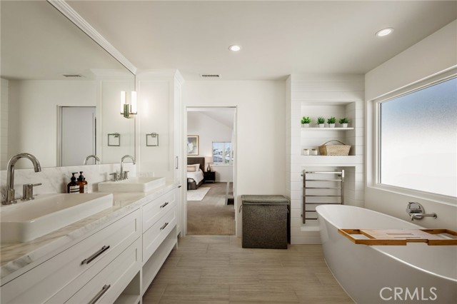 Detail Gallery Image 22 of 29 For 1720 Oak Ave, Manhattan Beach,  CA 90266 - 4 Beds | 3/1 Baths
