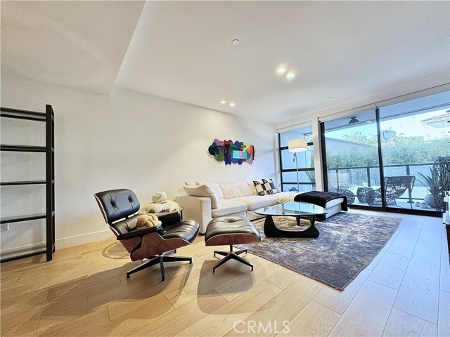Image 3 for 10777 Wilshire Blvd #209, Los Angeles, CA 90024