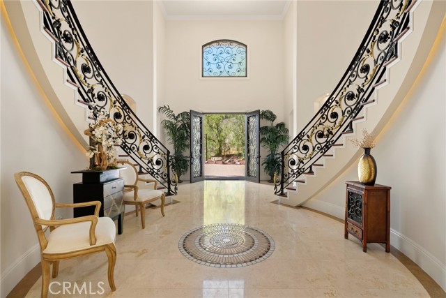 5092 Parkway Calabasas, Calabasas CA: https://media.crmls.org/medias/7d38894a-aeba-40bf-ab1f-53b4065d6d48.jpg
