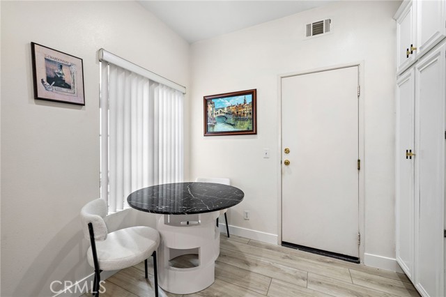 Detail Gallery Image 9 of 26 For 90 Mayfair, Aliso Viejo,  CA 92656 - 3 Beds | 2/1 Baths