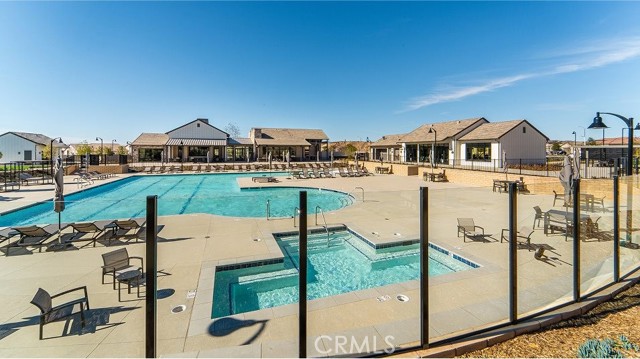 Detail Gallery Image 35 of 41 For 24339 Calle La Roca, Valencia,  CA 91354 - 4 Beds | 4/1 Baths