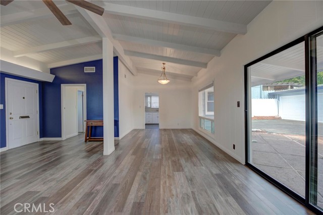 Detail Gallery Image 12 of 34 For 3414 S Centinela Ave, Los Angeles,  CA 90066 - 3 Beds | 1/1 Baths
