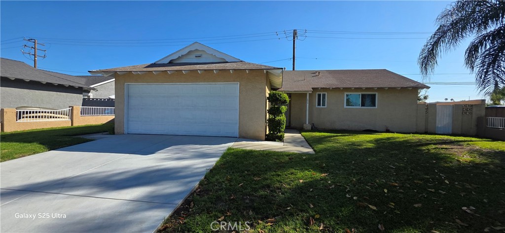 1215 W Windsor