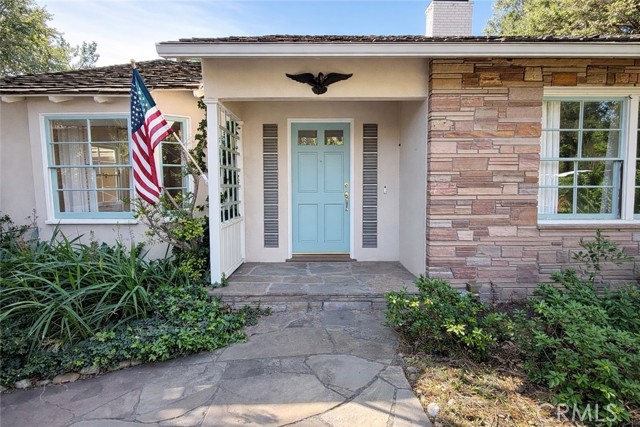 Detail Gallery Image 2 of 22 For 18 Woodland Ln, Arcadia,  CA 91006 - 3 Beds | 2 Baths