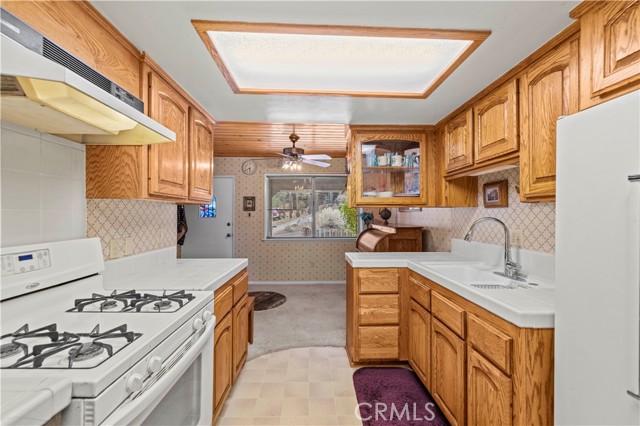 Detail Gallery Image 18 of 50 For 1513 Bernina Dr, –,  CA 93222 - 3 Beds | 2 Baths