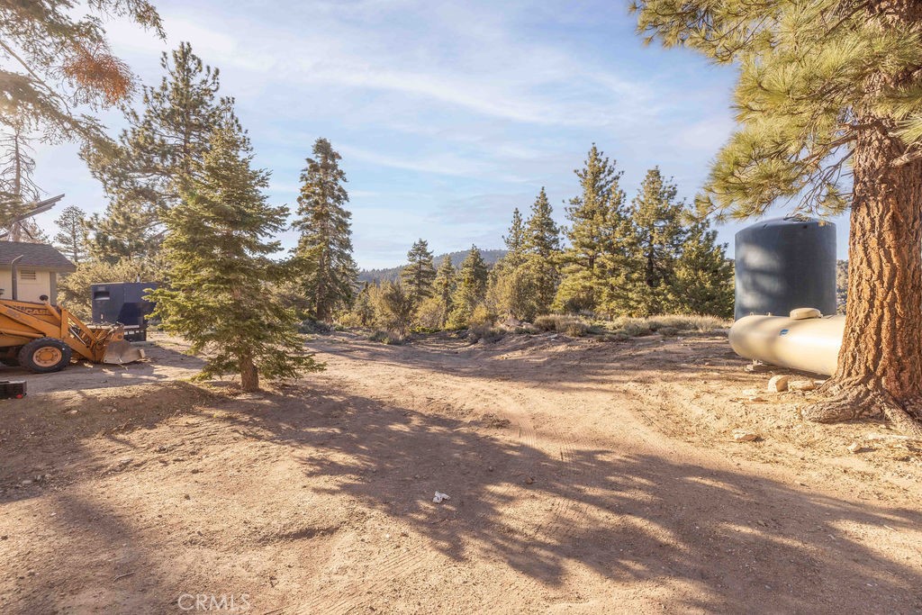 https://media.crmls.org/medias/7d3f6ac3-2a72-48ea-aab0-b6ff40cb1ea9.jpg?preset=X-Large