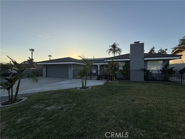 Detail Gallery Image 2 of 3 For 1036 E Covina Hills, Covina,  CA 91724 - 3 Beds | 3 Baths