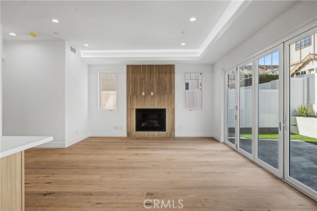 Detail Gallery Image 9 of 29 For 2205 Marshalfield #B,  Redondo Beach,  CA 90278 - 4 Beds | 3/1 Baths