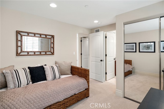 429 21st Place, Manhattan Beach, California 90266, 3 Bedrooms Bedrooms, ,3 BathroomsBathrooms,Residential,Sold,21st,SB22099322