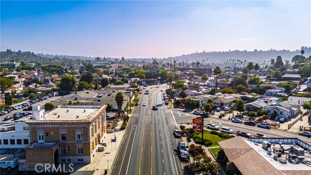 6101 York Boulevard, Los Angeles, California 90042, ,Commercial Lease,For Rent,6101 York Boulevard,CRDW24206260