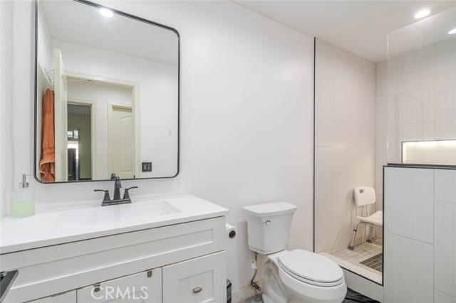 Detail Gallery Image 19 of 32 For 15931 Foothill, –,  CA 91342 - 3 Beds | 2 Baths