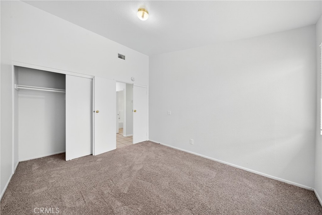 MLS #OC25249388 image #23