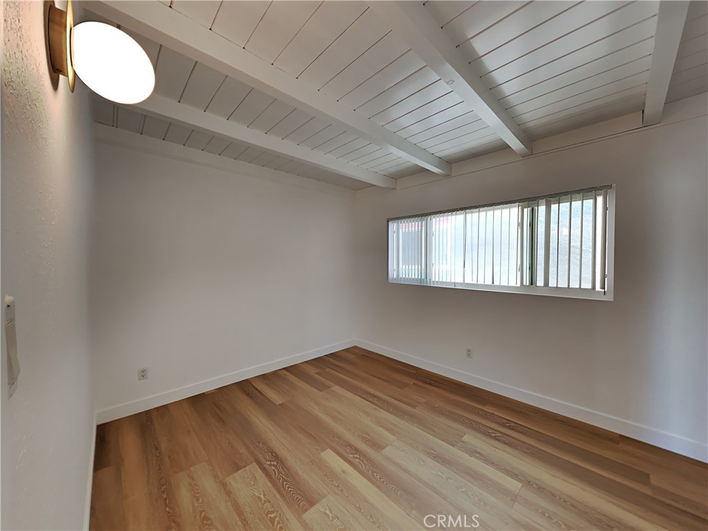 MLS #OC25273861 image #7