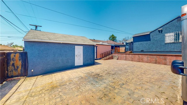 Detail Gallery Image 30 of 33 For 1934 W 108th St, Los Angeles,  CA 90047 - 4 Beds | 2 Baths