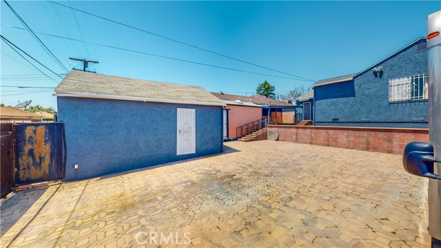 Detail Gallery Image 30 of 33 For 1934 W 108th St, Los Angeles,  CA 90047 - 4 Beds | 2 Baths