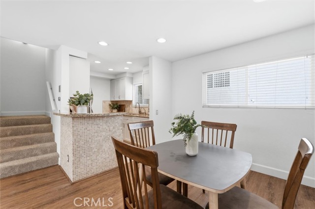 1747 Barry Avenue, Los Angeles CA: https://media.crmls.org/medias/7d450b03-781e-45ef-8b7f-f0ab62ec5773.jpg