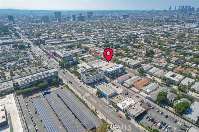 Detail Gallery Image 48 of 52 For 104 S Hayworth Ave #204,  Los Angeles,  CA 90048 - 2 Beds | 2 Baths