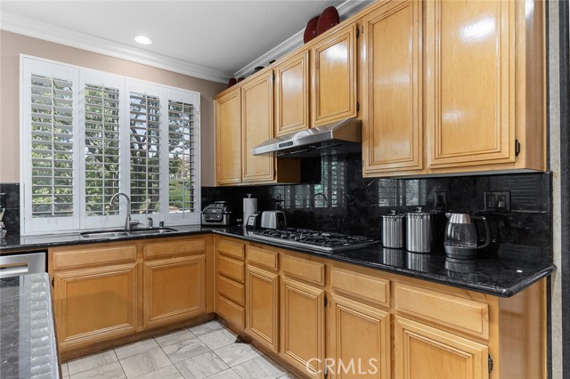 15075 Avenida Del Monte, Chino Hills CA: https://media.crmls.org/medias/7d452947-2dbe-452f-aedb-52588e332c22.jpg