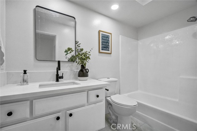 11105 Linda Lane, Garden Grove CA: https://media.crmls.org/medias/7d45637a-06a9-49aa-8b60-c34716155f03.jpg