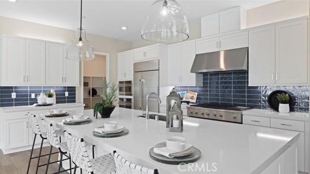 Detail Gallery Image 1 of 31 For 29368 via Destello, Valencia,  CA 91354 - 3 Beds | 3/1 Baths