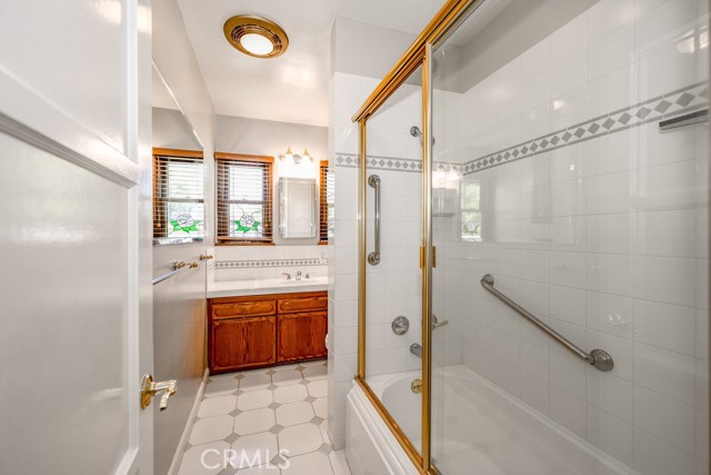 5026 Florinda Avenue, Temple City CA: https://media.crmls.org/medias/7d45aaed-854f-457b-8420-62c67a941d99.jpg