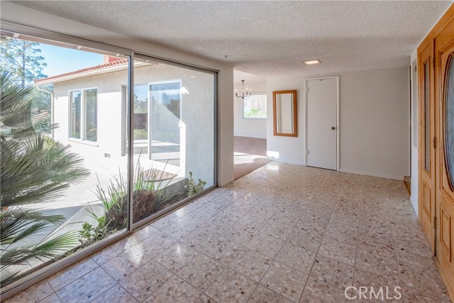 Detail Gallery Image 8 of 48 For 29313 Oceanridge Dr, Rancho Palos Verdes,  CA 90275 - 4 Beds | 2/1 Baths
