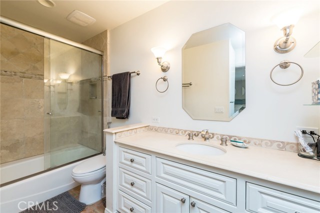33 Seaview Drive S, Rolling Hills Estates, California 90274, 3 Bedrooms Bedrooms, ,2 BathroomsBathrooms,Residential,Sold,Seaview Drive S,SB17028621