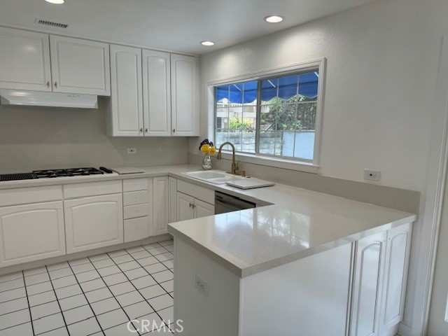Detail Gallery Image 6 of 14 For 5901 Casson Dr, Yorba Linda,  CA 92886 - 4 Beds | 2 Baths