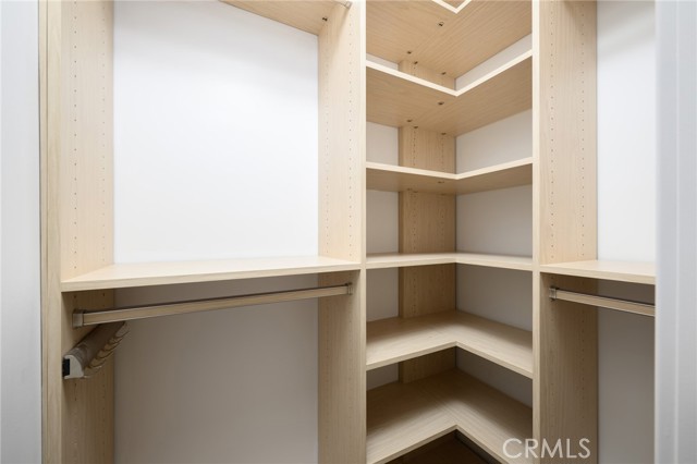 270 Cecil Place, Costa Mesa CA: https://media.crmls.org/medias/7d464973-6211-49e4-bae5-2a03a0f7ba54.jpg