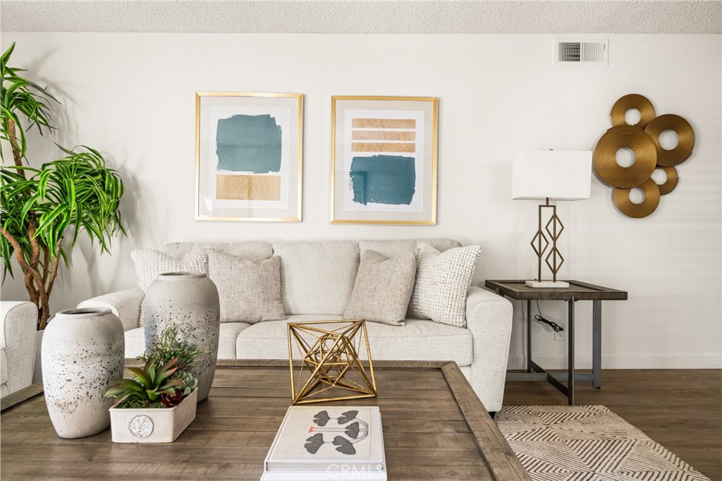 7D46C392 E464 407F 9011 Fc120F02627B 38 Woodleaf, Irvine, Ca 92614 &Lt;Span Style='BackgroundColor:transparent;Padding:0Px;'&Gt; &Lt;Small&Gt; &Lt;I&Gt; &Lt;/I&Gt; &Lt;/Small&Gt;&Lt;/Span&Gt;