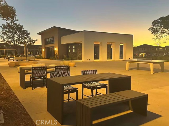 Detail Gallery Image 14 of 19 For 426 Treble, Irvine,  CA 92618 - 4 Beds | 3/2 Baths