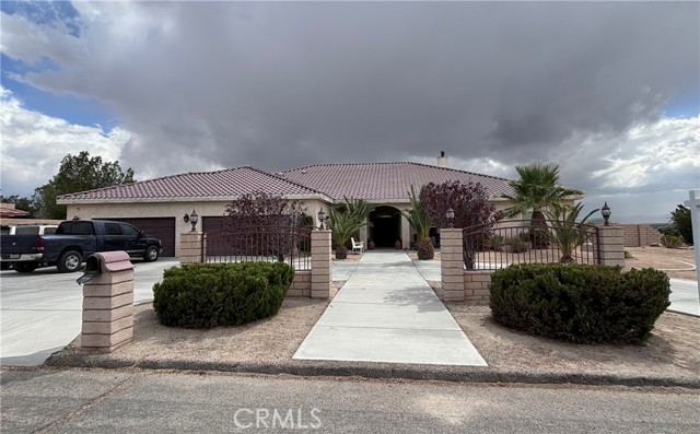 18611 Kamana Rd, Apple Valley, CA 92307