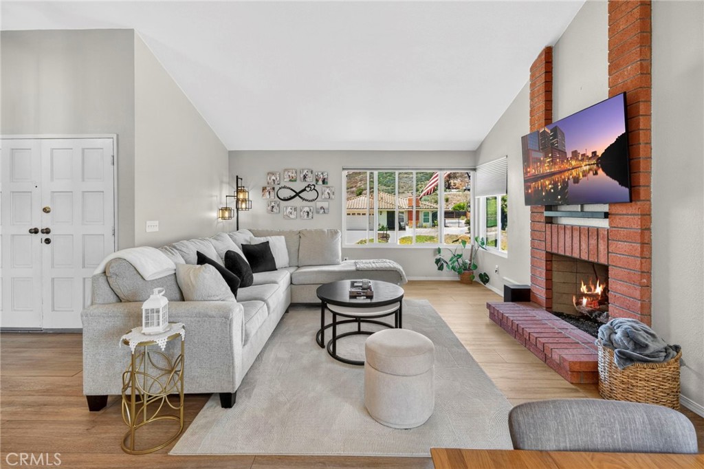 12271 Fernando Court - photo 11