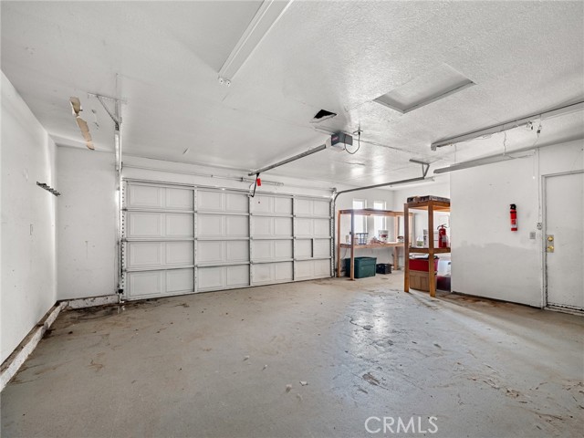 18425 Owatonna Road, Apple Valley CA: https://media.crmls.org/medias/7d480968-2b3c-4170-94f7-459b0962ce82.jpg