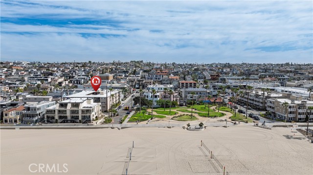 Detail Gallery Image 27 of 30 For 15 15th #22,  Hermosa Beach,  CA 90254 - 2 Beds | 2 Baths