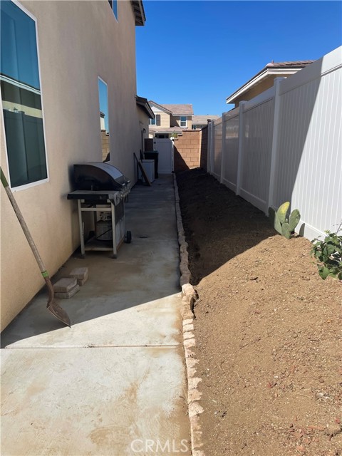 Detail Gallery Image 9 of 41 For 25794 Drum Himm, Homeland,  CA 92548 - 6 Beds | 4/1 Baths