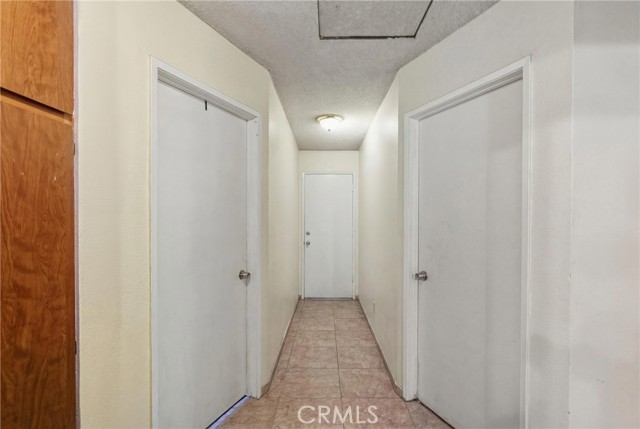 Detail Gallery Image 20 of 27 For 10531 Elm, Bloomington,  CA 92316 - 3 Beds | 2 Baths