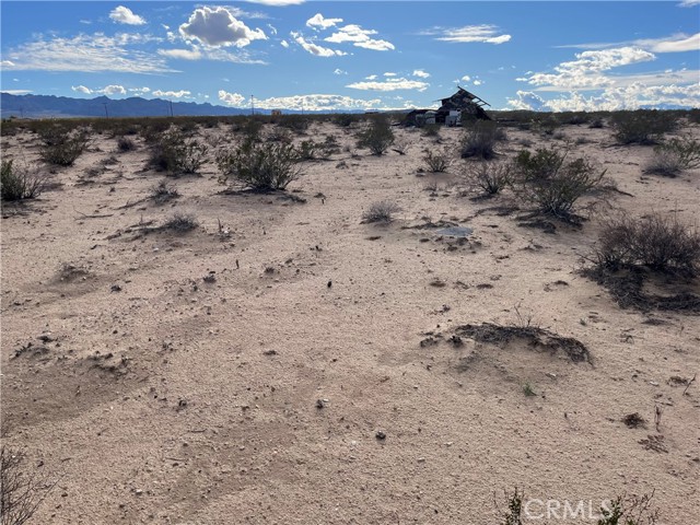 Detail Gallery Image 8 of 21 For 70373 Nandina St, Twentynine Palms,  CA 92277 - – Beds | – Baths