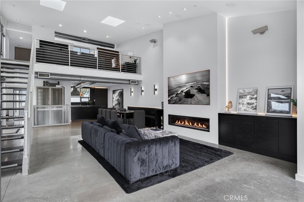 MLS #OC26130304 image #9