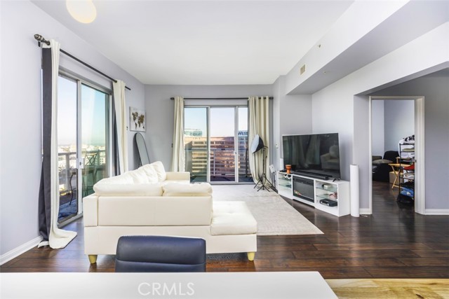 Detail Gallery Image 4 of 31 For 388 E Ocean #1614,  Long Beach,  CA 90802 - 2 Beds | 2 Baths