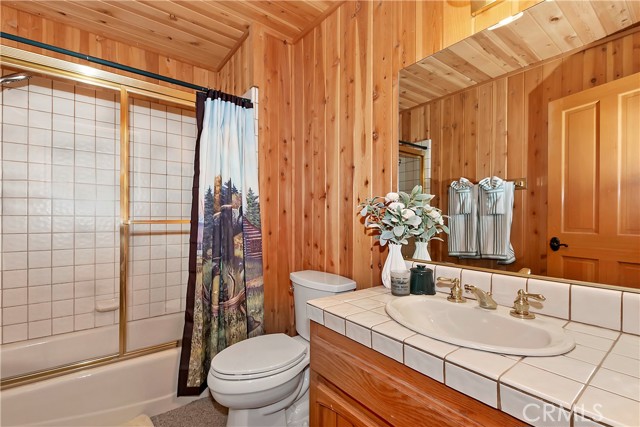 Detail Gallery Image 34 of 50 For 38595 Talbot Dr, Big Bear Lake,  CA 92315 - 3 Beds | 2/1 Baths