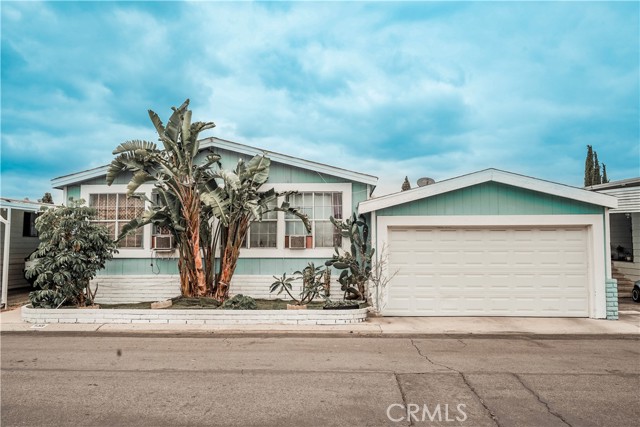 Detail Gallery Image 1 of 1 For 320 N Park Vista St #133,  Anaheim,  CA 92806 - 4 Beds | 2 Baths