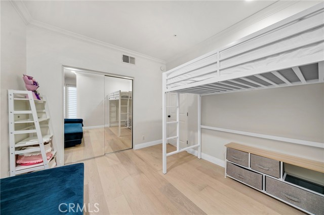 Detail Gallery Image 16 of 46 For 235 S Gale #102,  Beverly Hills,  CA 90211 - 2 Beds | 2 Baths